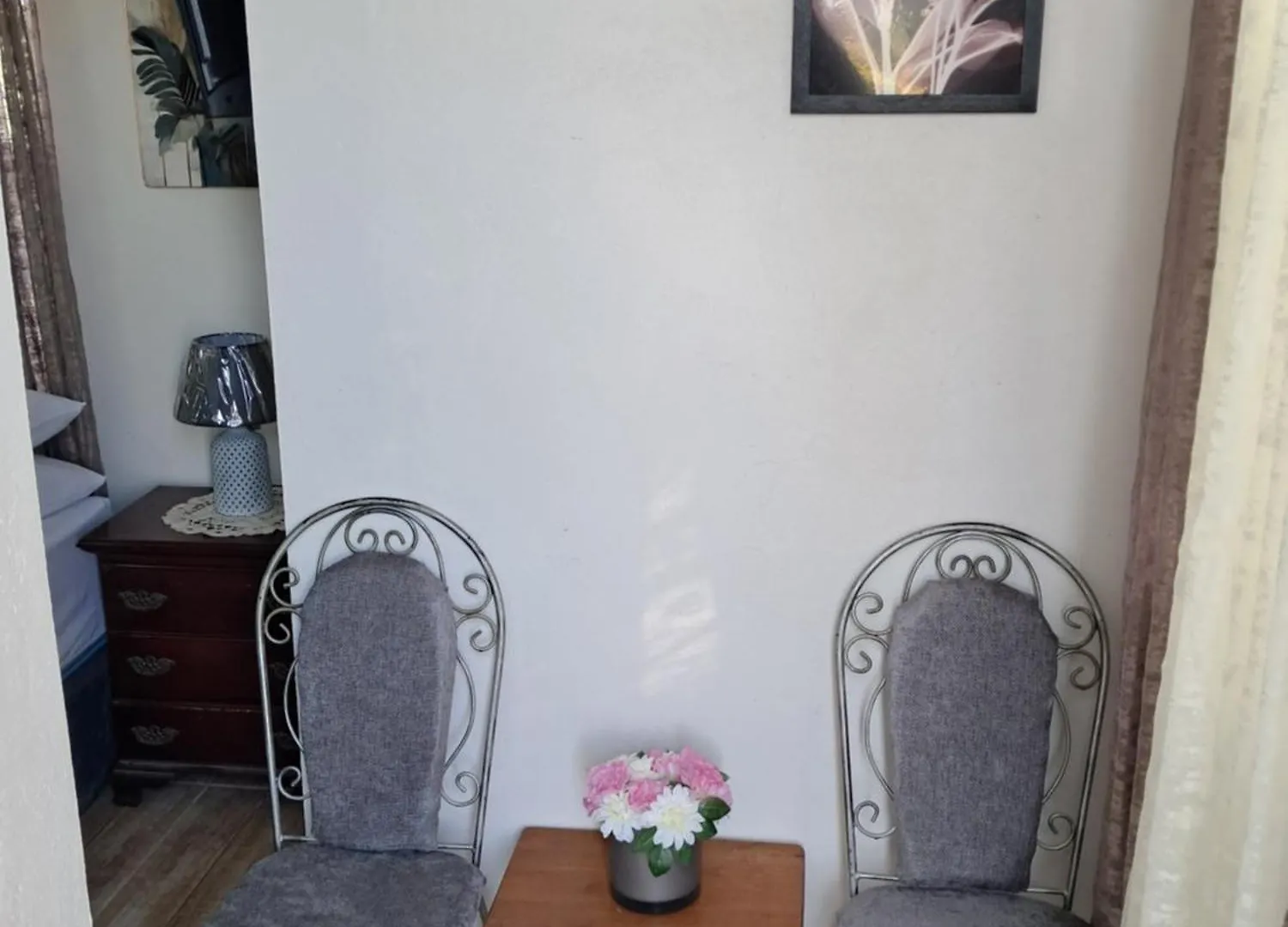 Apartment Michand Guest Apartment: Cozy Airport-Adjacent Stay Christ Church