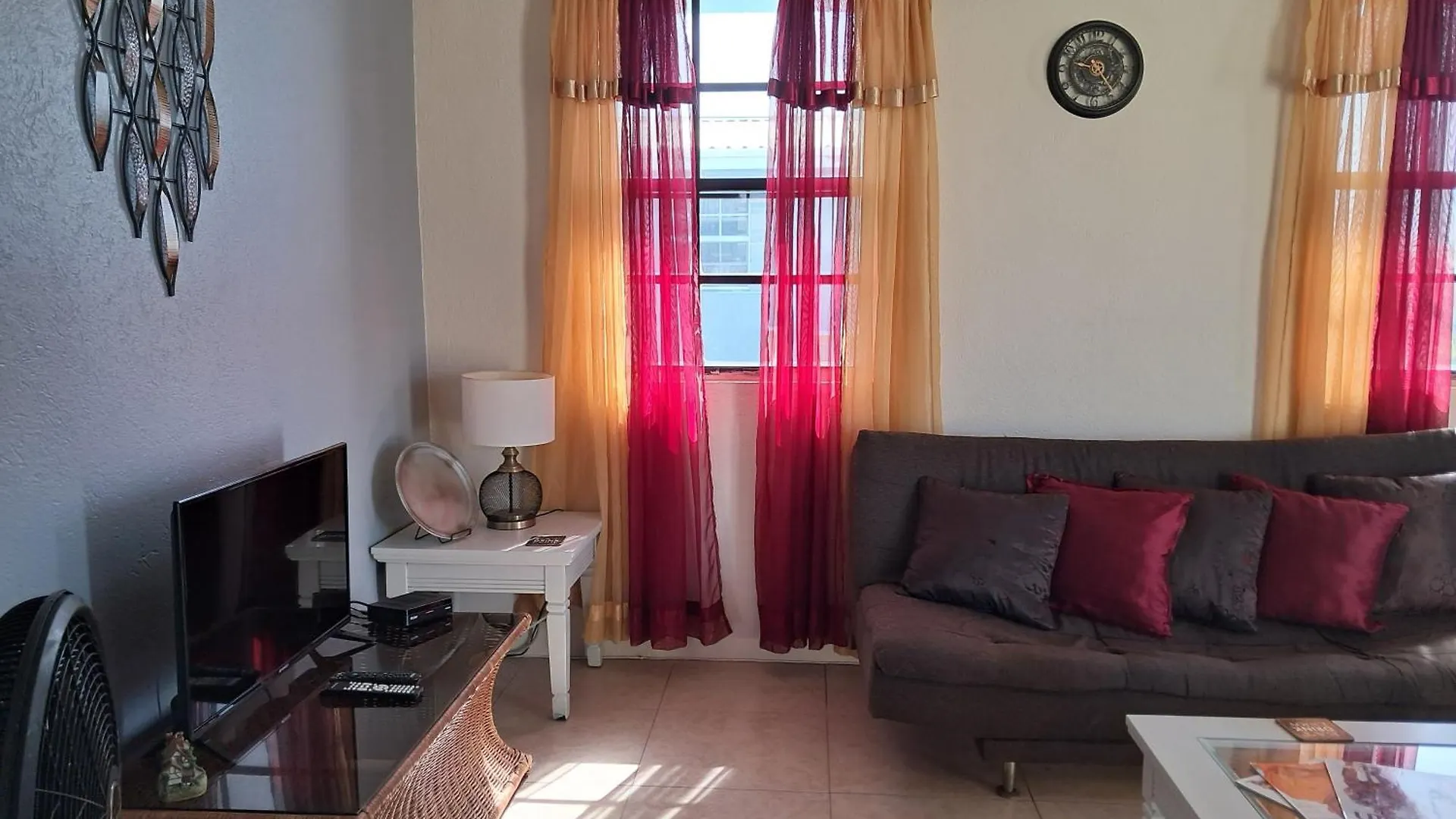 Michand Guest Apartment: Cozy Airport-Adjacent Stay Christ Church 0*,  Barbados